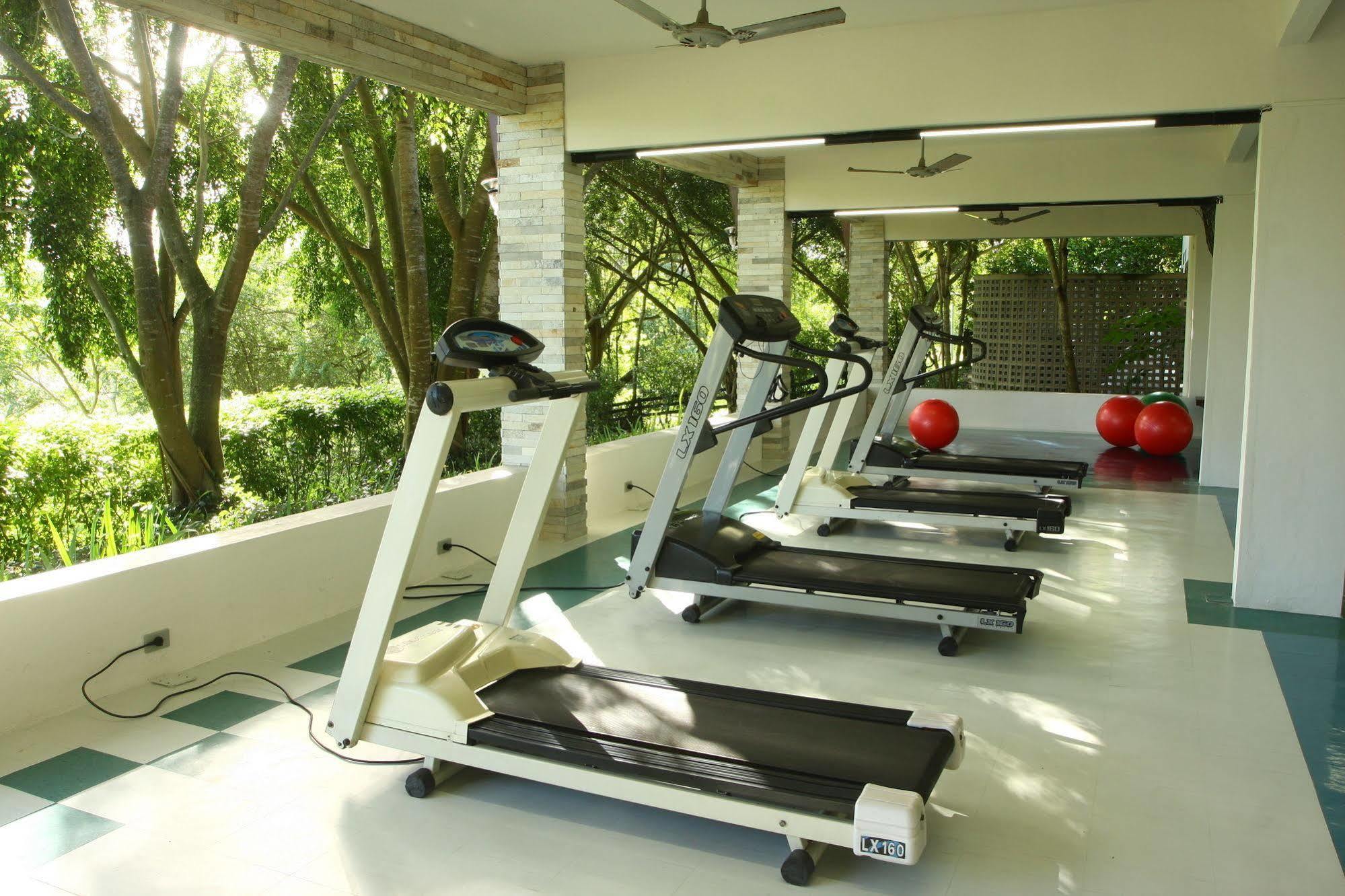 Oasis Hotel Spa Гравата Екстер'єр фото